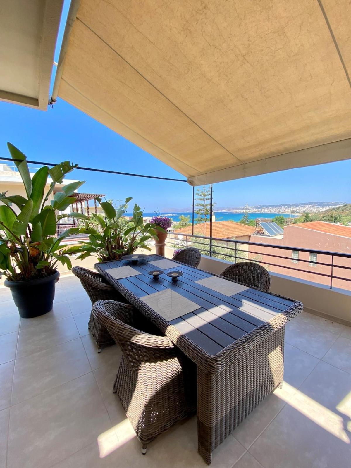 Golden View Villa Като Дарацо Екстериор снимка